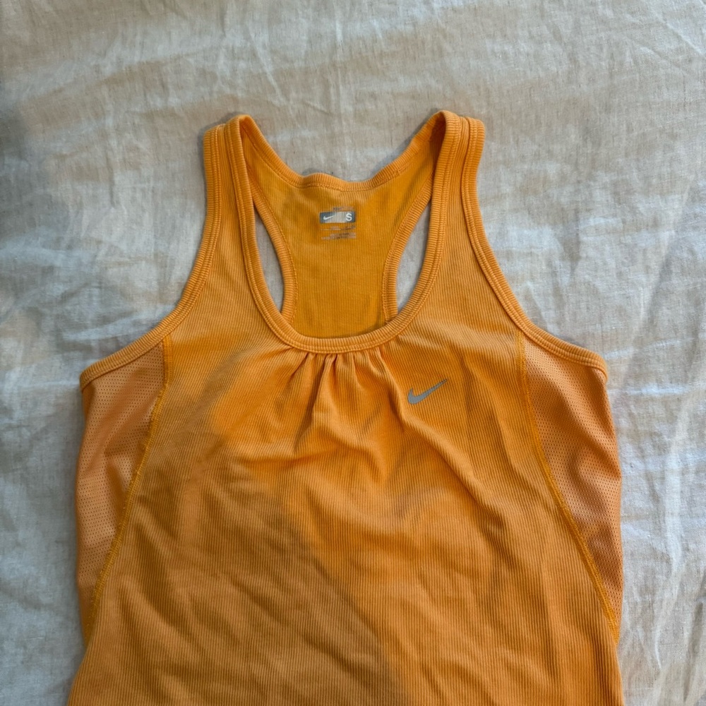 Nike FIT DRY ribbed tank